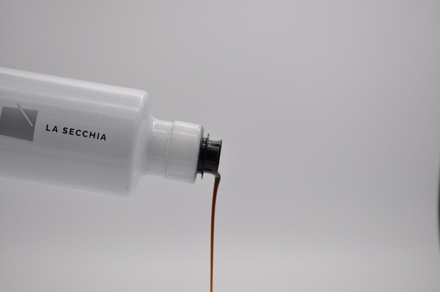 Aceto Balsamico di Modena I.G.P. “WHITE DESIGN”